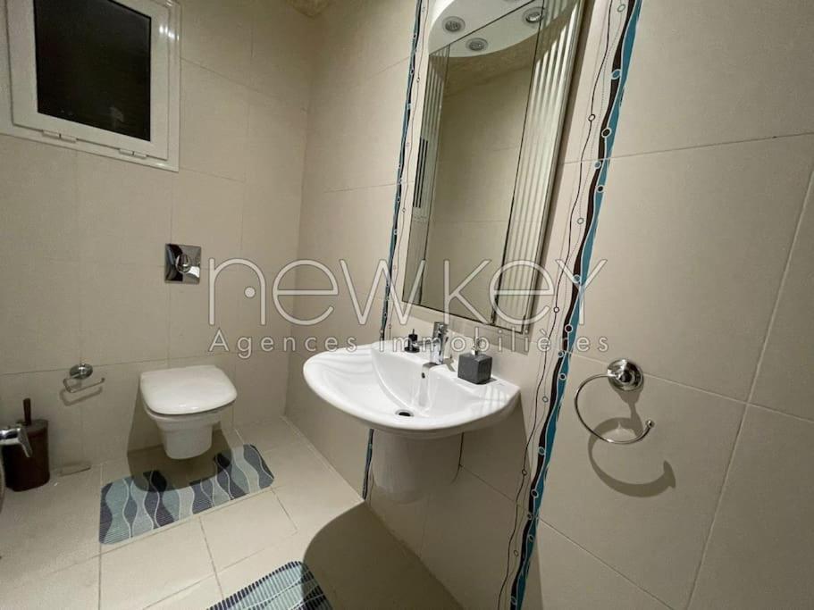 Apartment With Great Location - 2 Tunis